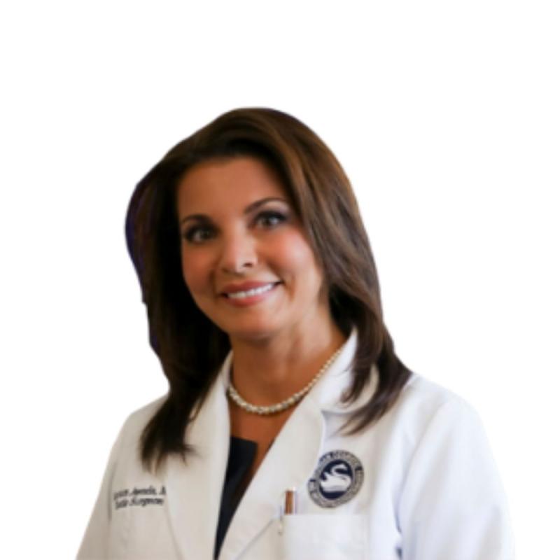 Dr. Mariam Awada, MD, FACS Profile Picture